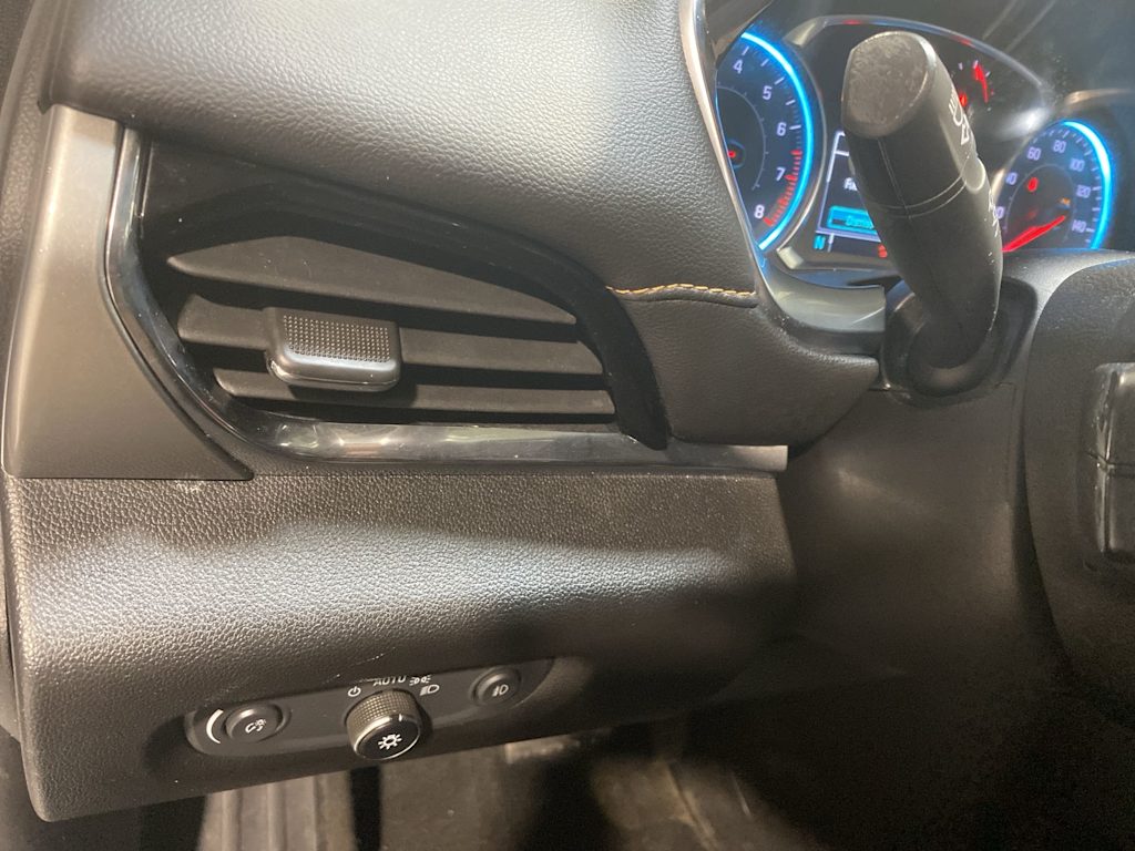 Thumbnail: 2018 Chevrolet Traverse - 24