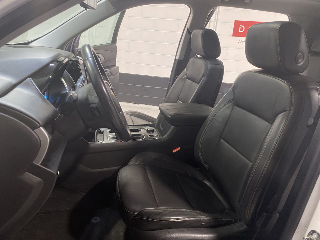 Thumbnail: 2018 Chevrolet Traverse - 12