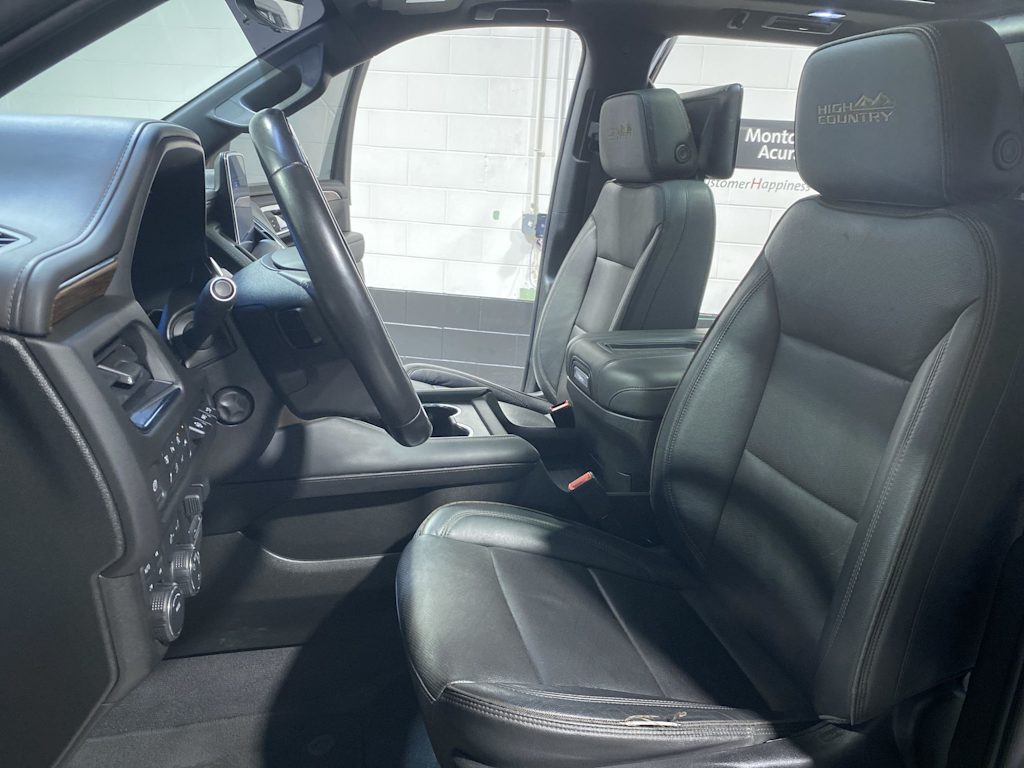 Thumbnail: 2023 Chevrolet Tahoe - 10