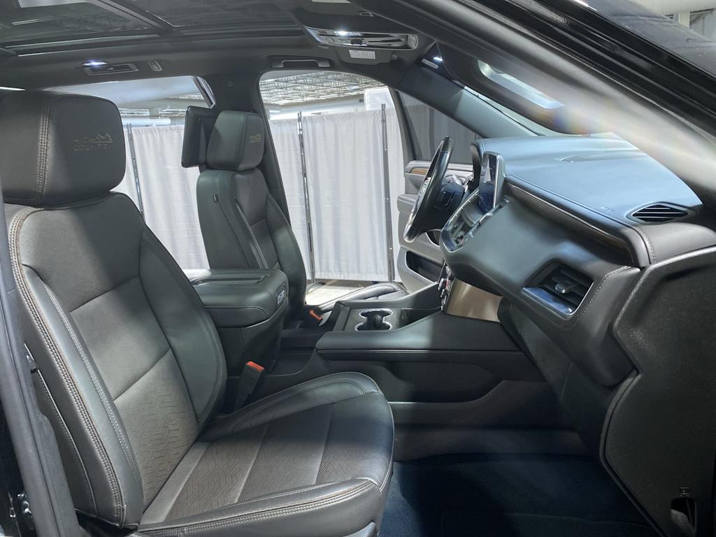 Thumbnail: 2023 Chevrolet Tahoe - 20