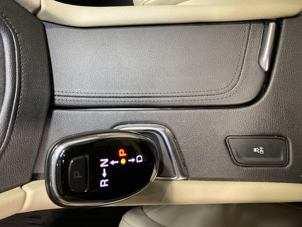 Thumbnail: 2018 Cadillac XT5 - 21