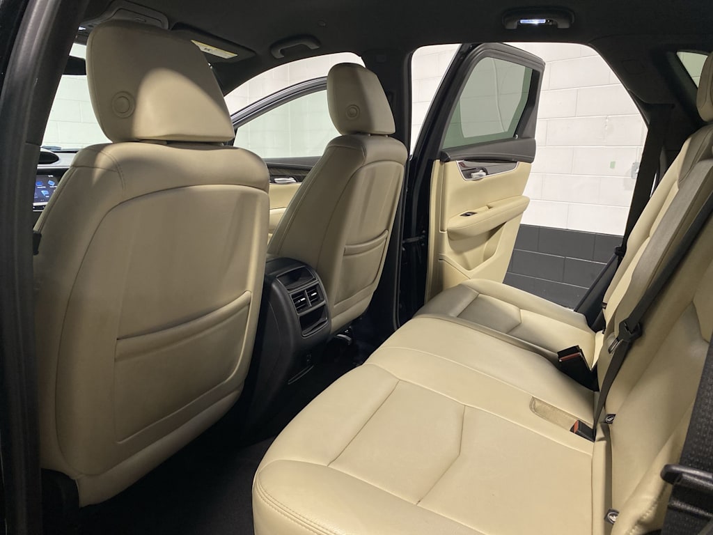 Thumbnail: 2018 Cadillac XT5 - 13