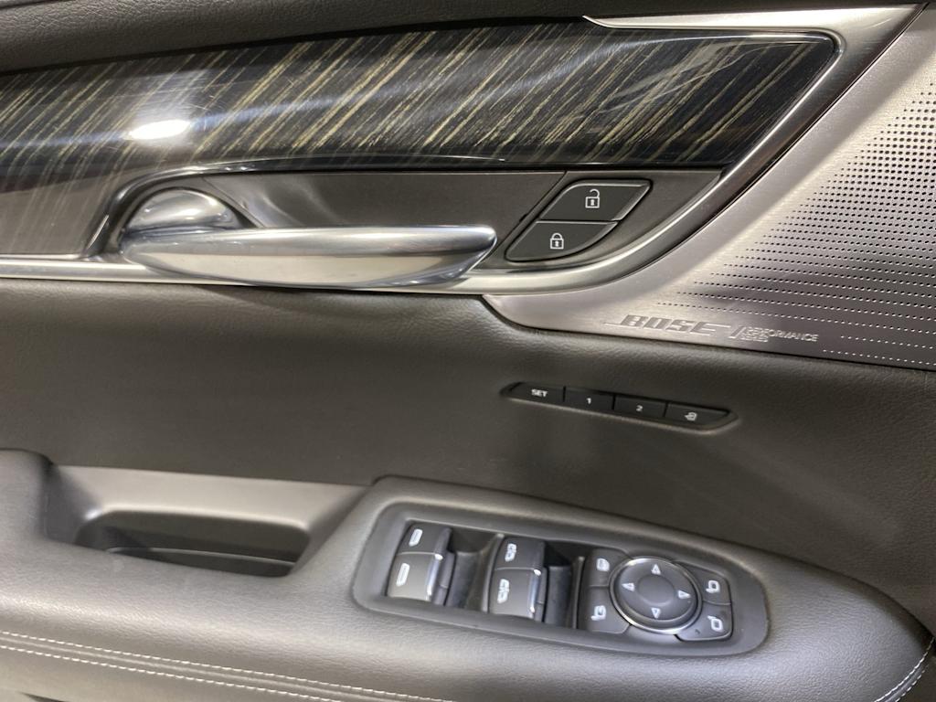 Thumbnail: 2020 Cadillac XT6 - 23