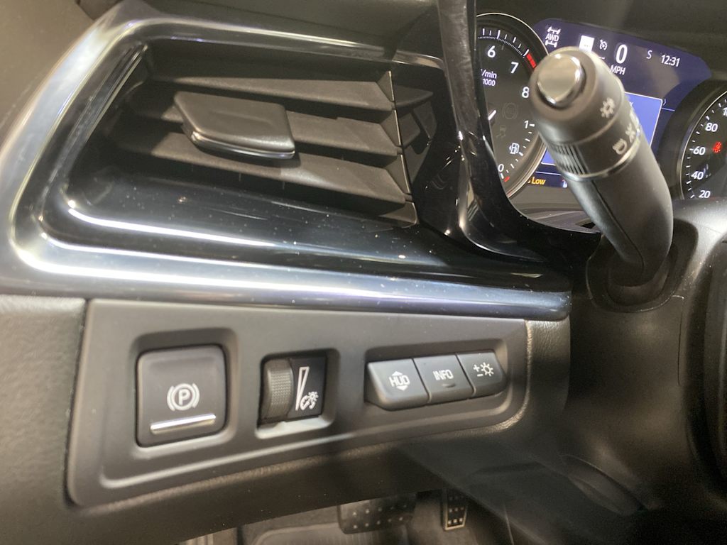 Thumbnail: 2020 Cadillac XT6 - 24