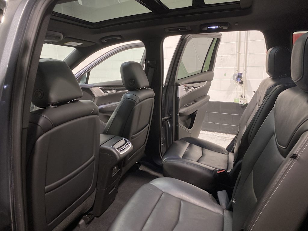 Thumbnail: 2020 Cadillac XT6 - 13