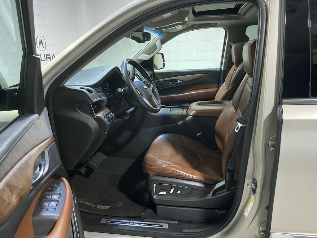 Thumbnail: 2016 Cadillac Escalade - 11