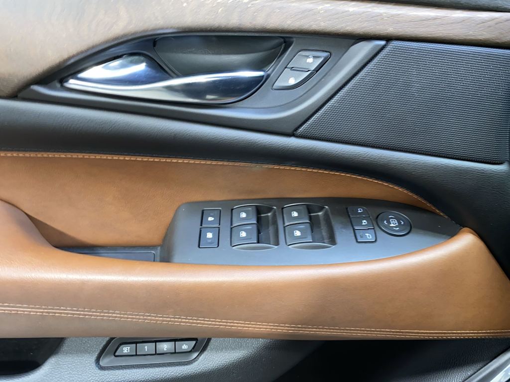 Thumbnail: 2016 Cadillac Escalade - 23