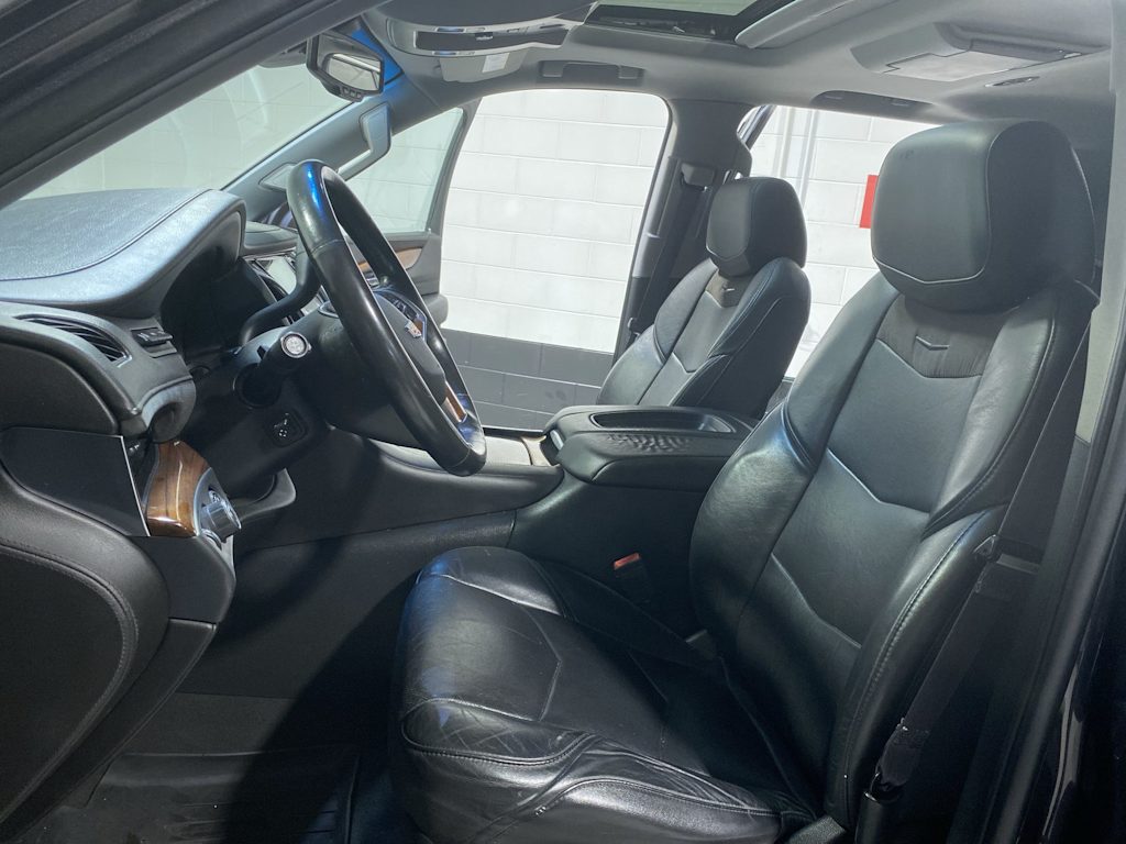 Thumbnail: 2015 Cadillac Escalade - 12
