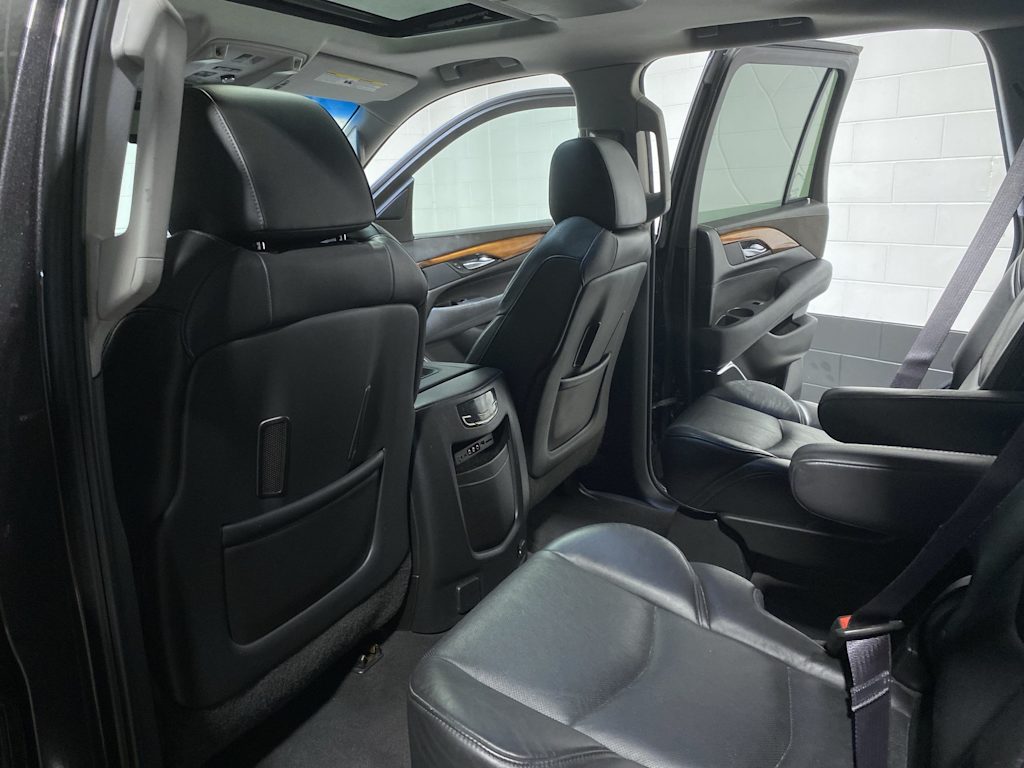 Thumbnail: 2015 Cadillac Escalade - 13