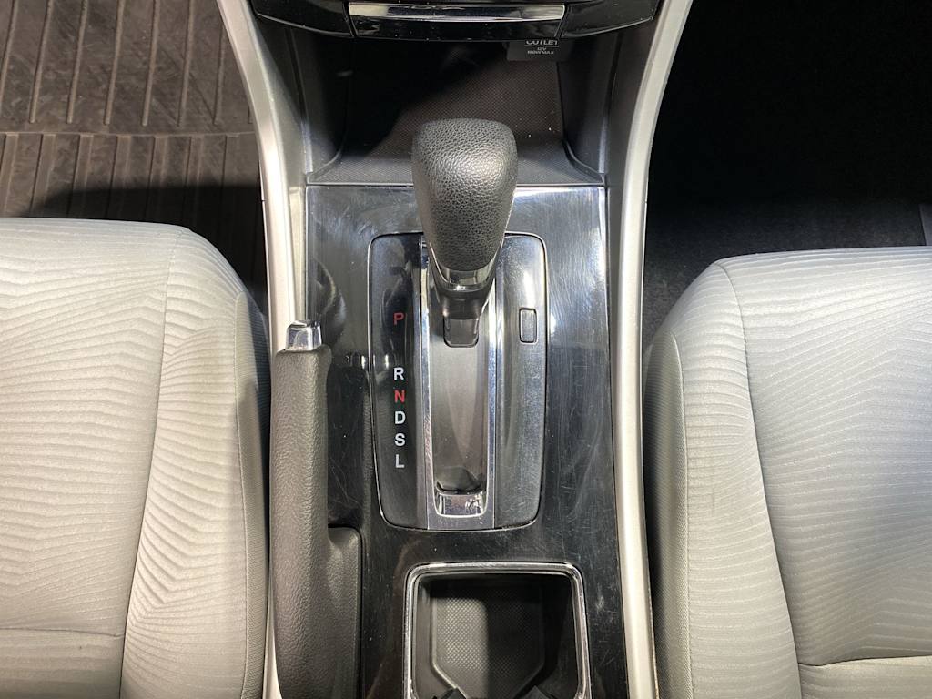 2016 Honda Accord LX 14
