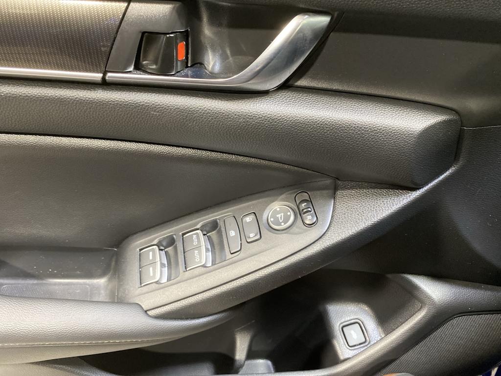 Thumbnail: 2020 Honda Accord - 23