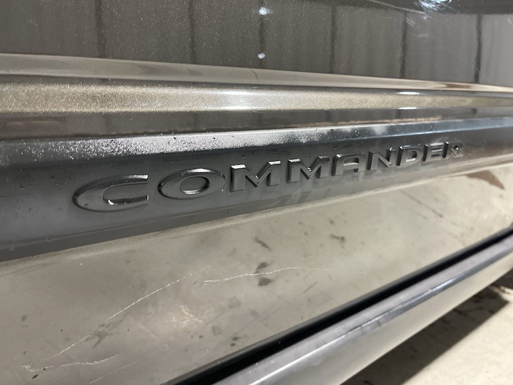 Thumbnail: 2006 Jeep Commander - 7