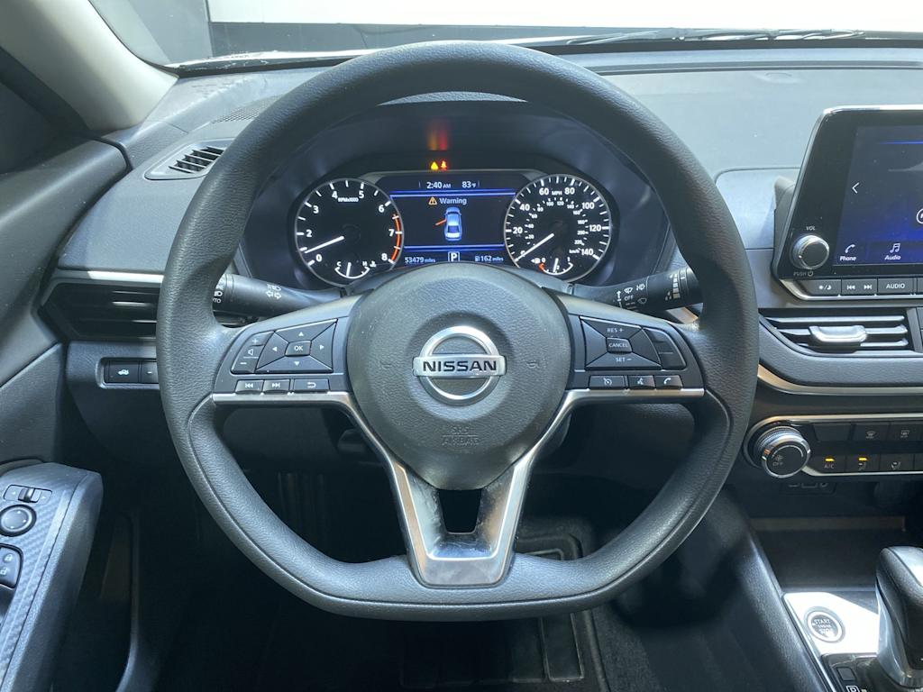 Thumbnail: 2020 Nissan Altima - 10