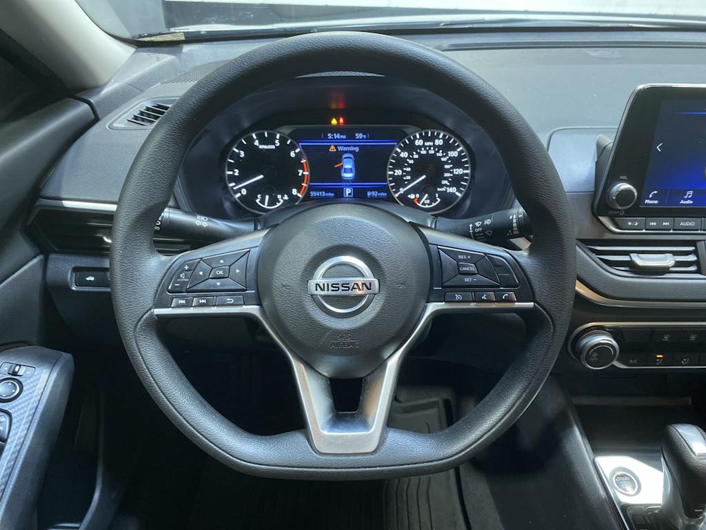 Thumbnail: 2022 Nissan Altima - 10