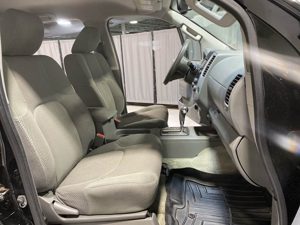 Thumbnail: 2016 Nissan Frontier - 21