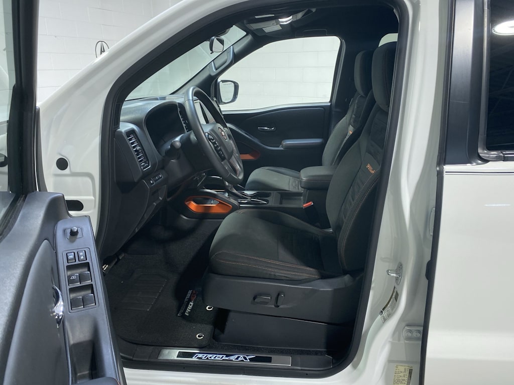Thumbnail: 2023 Nissan Frontier - 9
