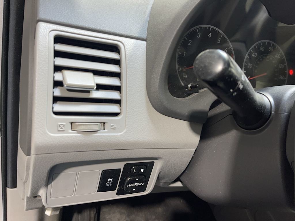 Thumbnail: 2010 Toyota Corolla - 24