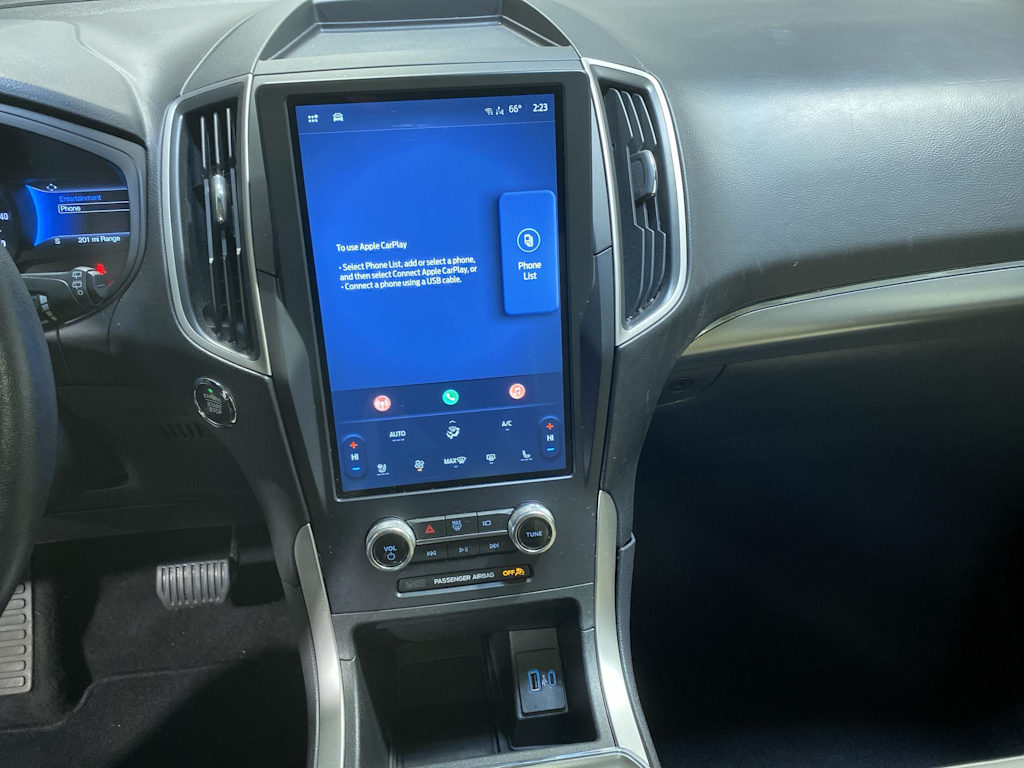 Thumbnail: 2022 Ford Edge - 13