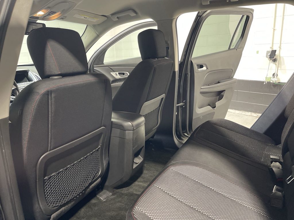 Thumbnail: 2015 GMC Terrain - 13