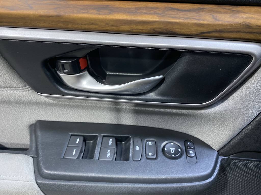 Thumbnail: 2018 Honda CR-V - 23