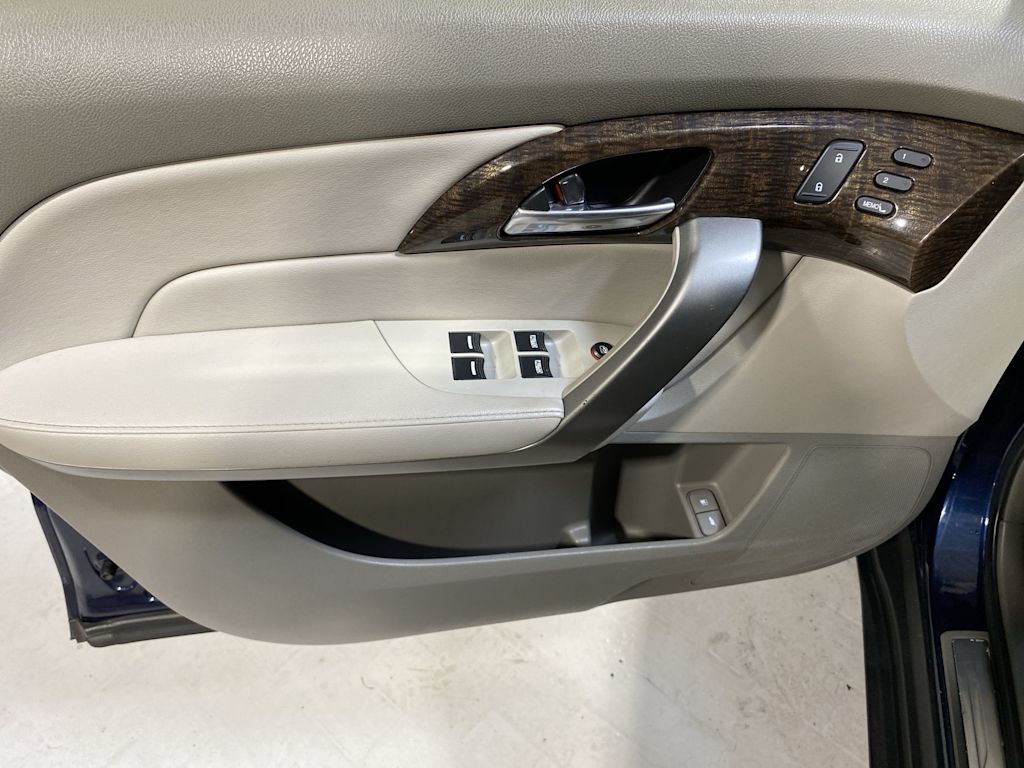 2013 Acura MDX Base 24