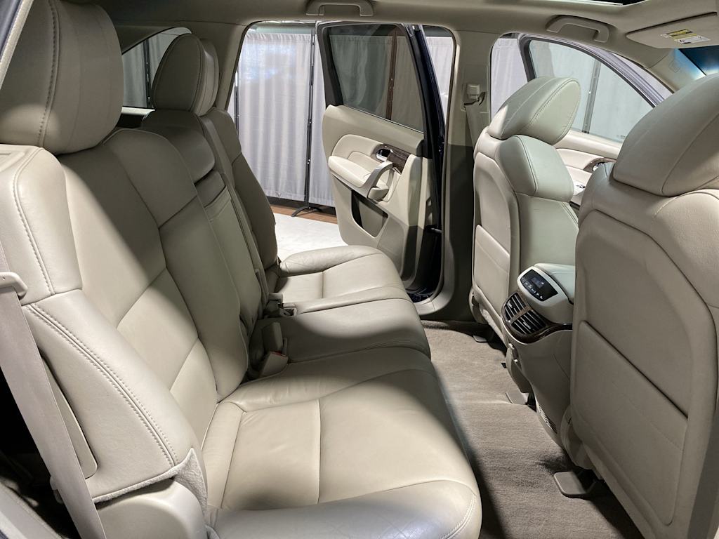 2013 Acura MDX Base 19