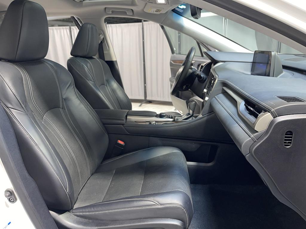 Thumbnail: 2018 Lexus RX - 19