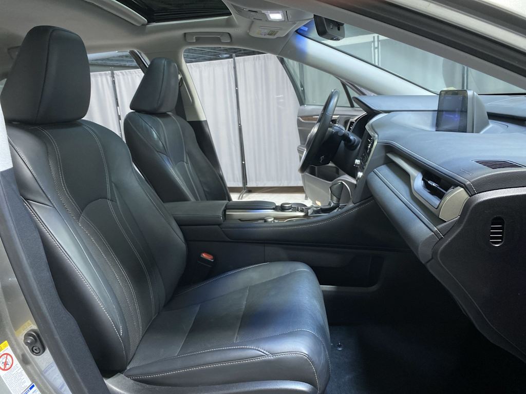 Thumbnail: 2017 Lexus RX - 21