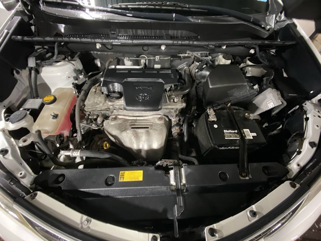 Thumbnail: 2013 Toyota RAV4 - 9