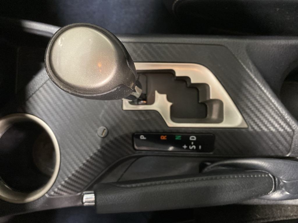 Thumbnail: 2013 Toyota RAV4 - 16