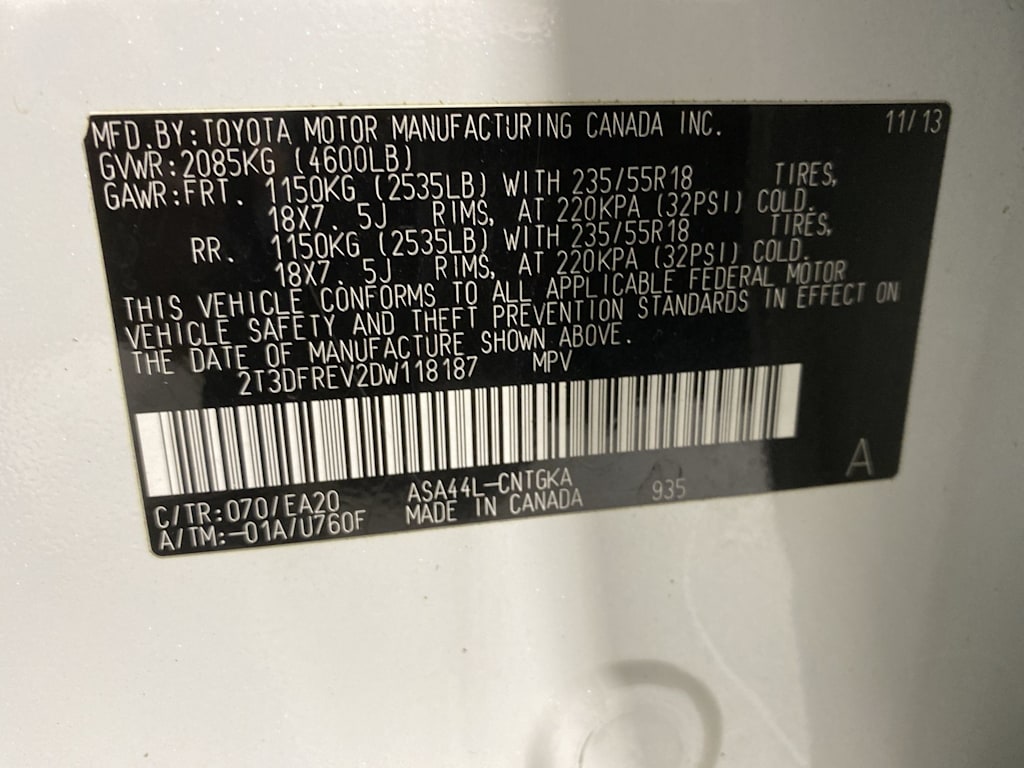 Thumbnail: 2013 Toyota RAV4 - 21