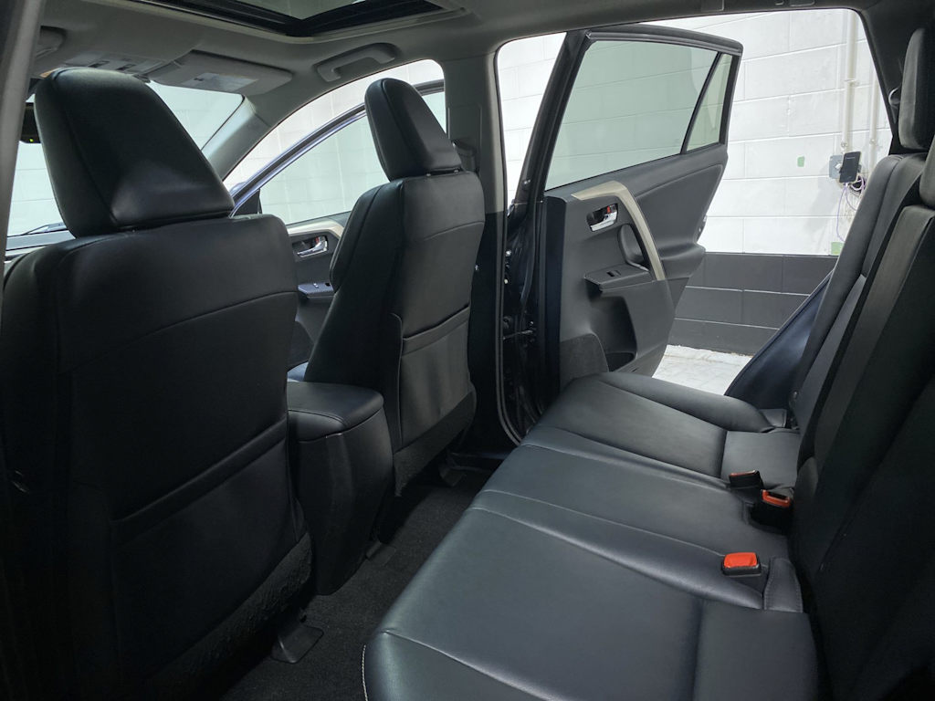 Thumbnail: 2013 Toyota RAV4 - 13