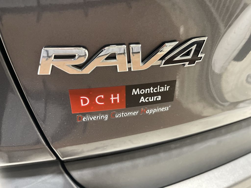 Thumbnail: 2020 Toyota RAV4 - 7