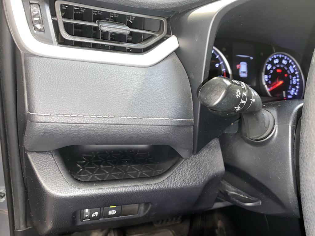Thumbnail: 2020 Toyota RAV4 - 24