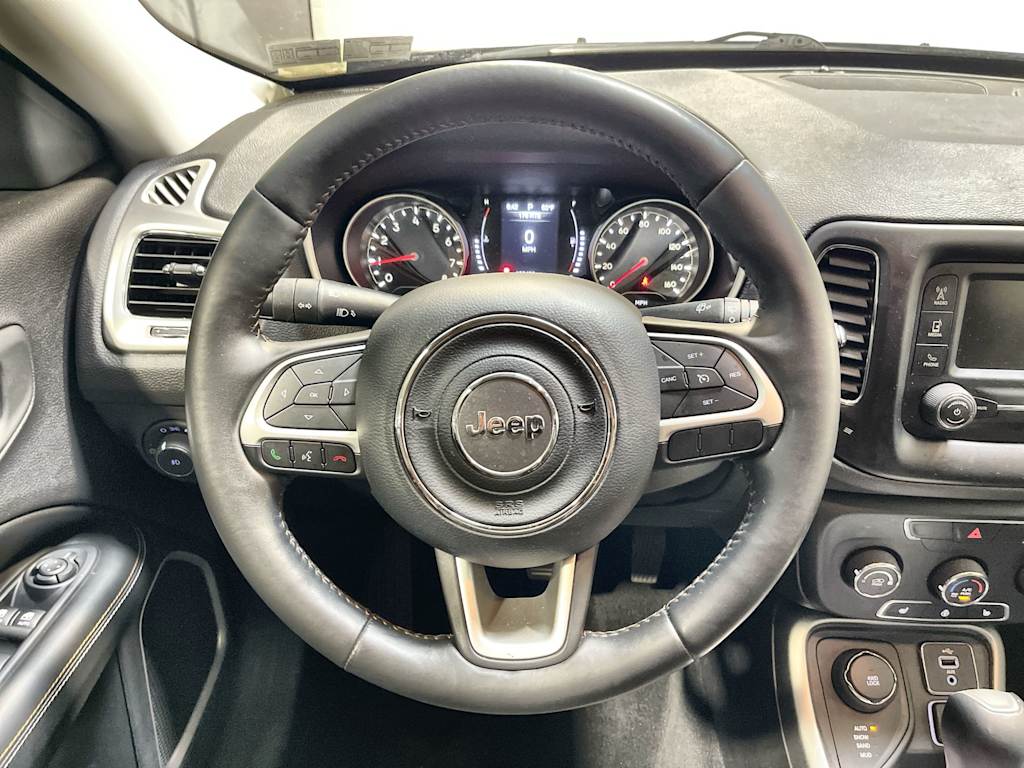 Thumbnail: 2018 Jeep Compass - 10