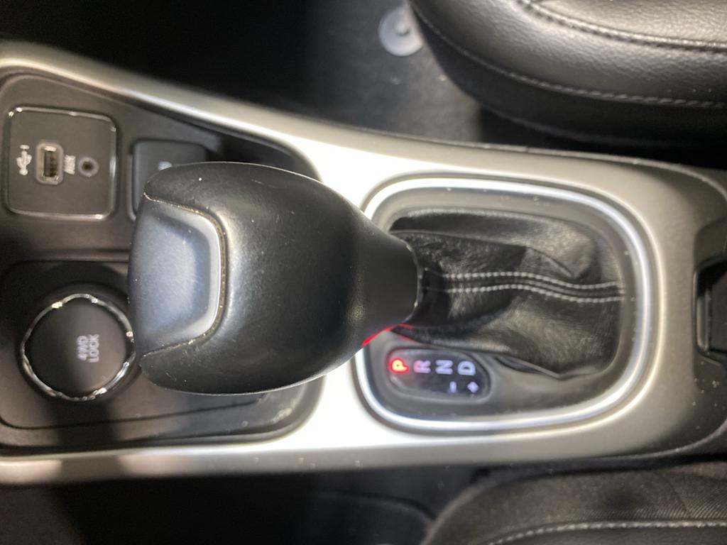 Thumbnail: 2020 Jeep Compass - 15