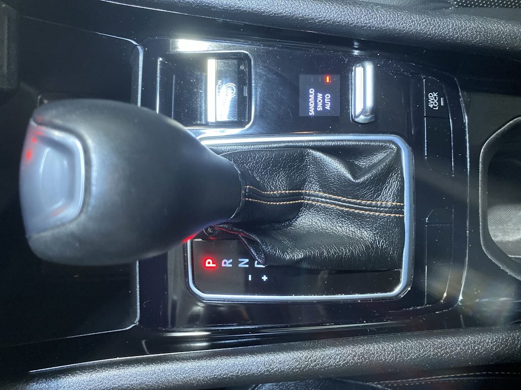 Thumbnail: 2022 Jeep Compass - 21