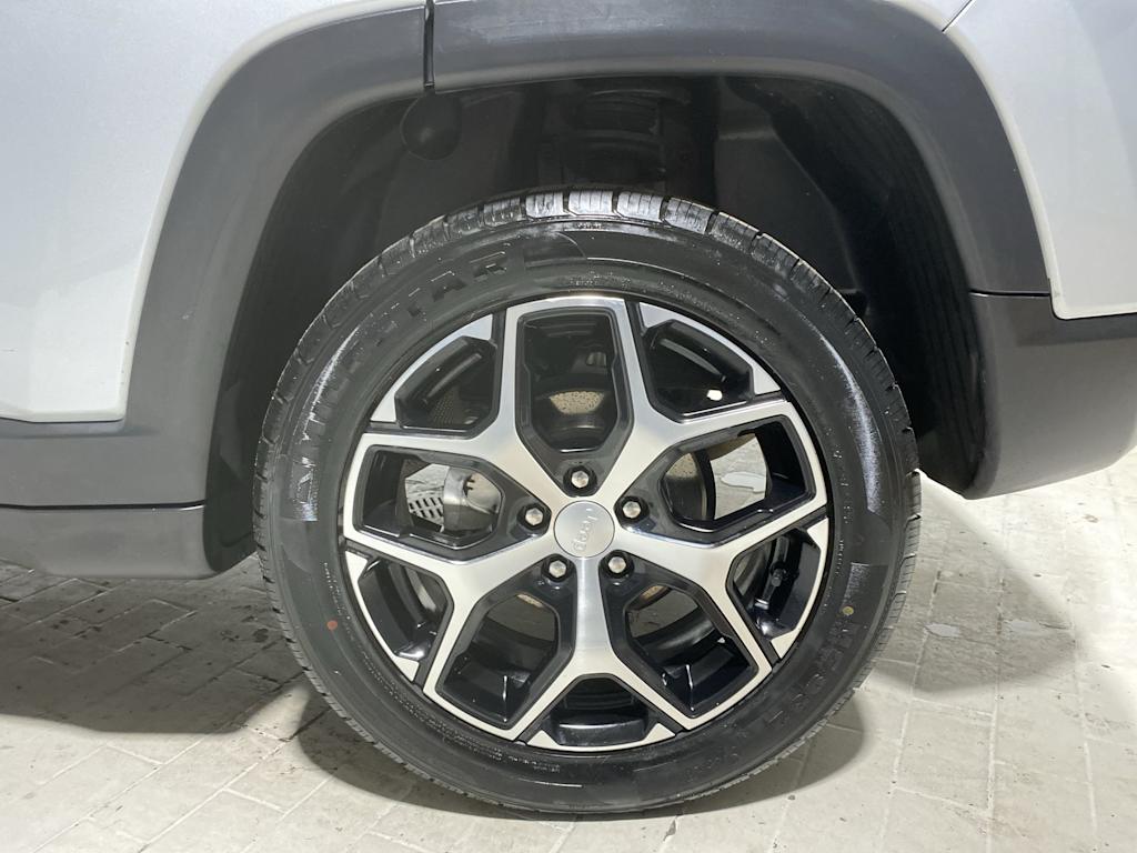 Thumbnail: 2024 Jeep Compass - 8