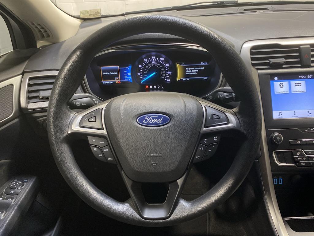 Thumbnail: 2019 Ford Fusion - 10