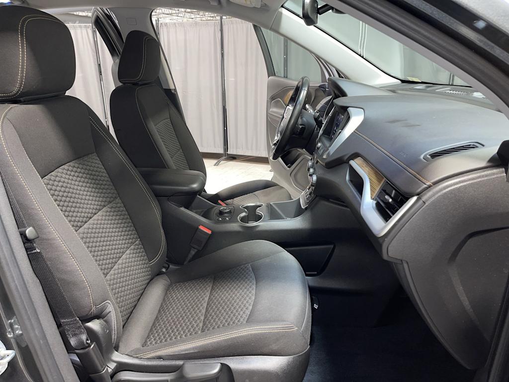 Thumbnail: 2020 GMC Terrain - 19