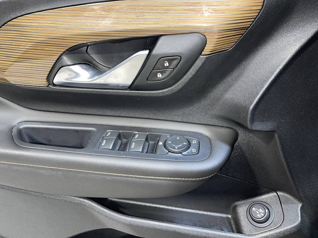 Thumbnail: 2020 GMC Terrain - 23