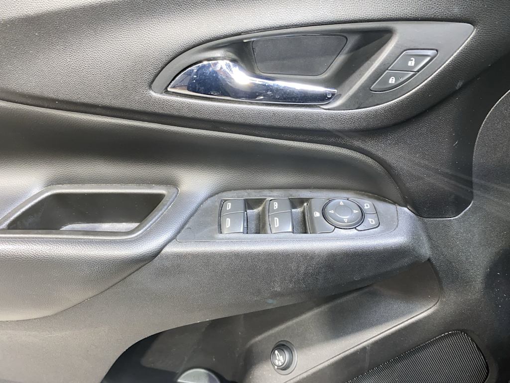 2020 Chevrolet Equinox LT - Photo 23