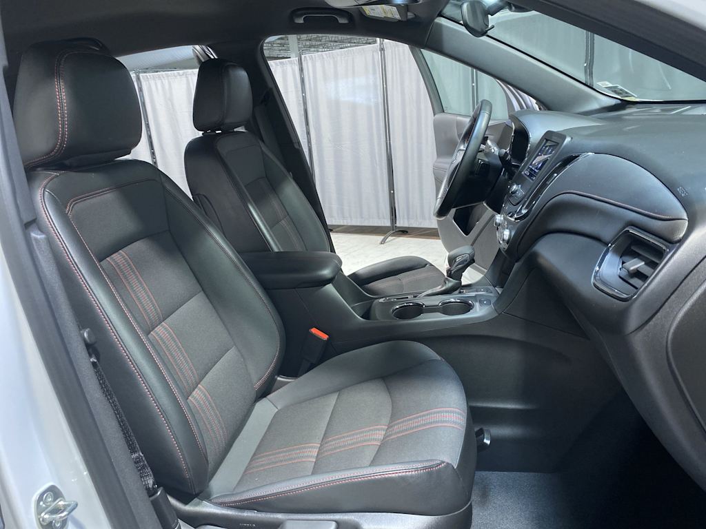 Thumbnail: 2023 Chevrolet Equinox - 21