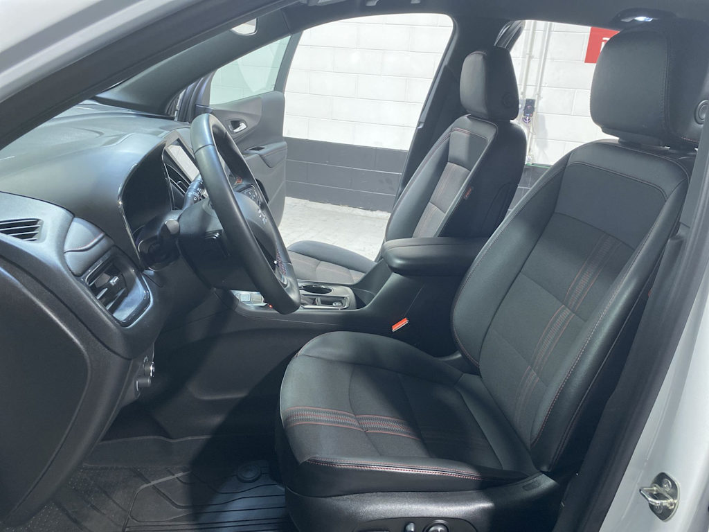Thumbnail: 2023 Chevrolet Equinox - 12