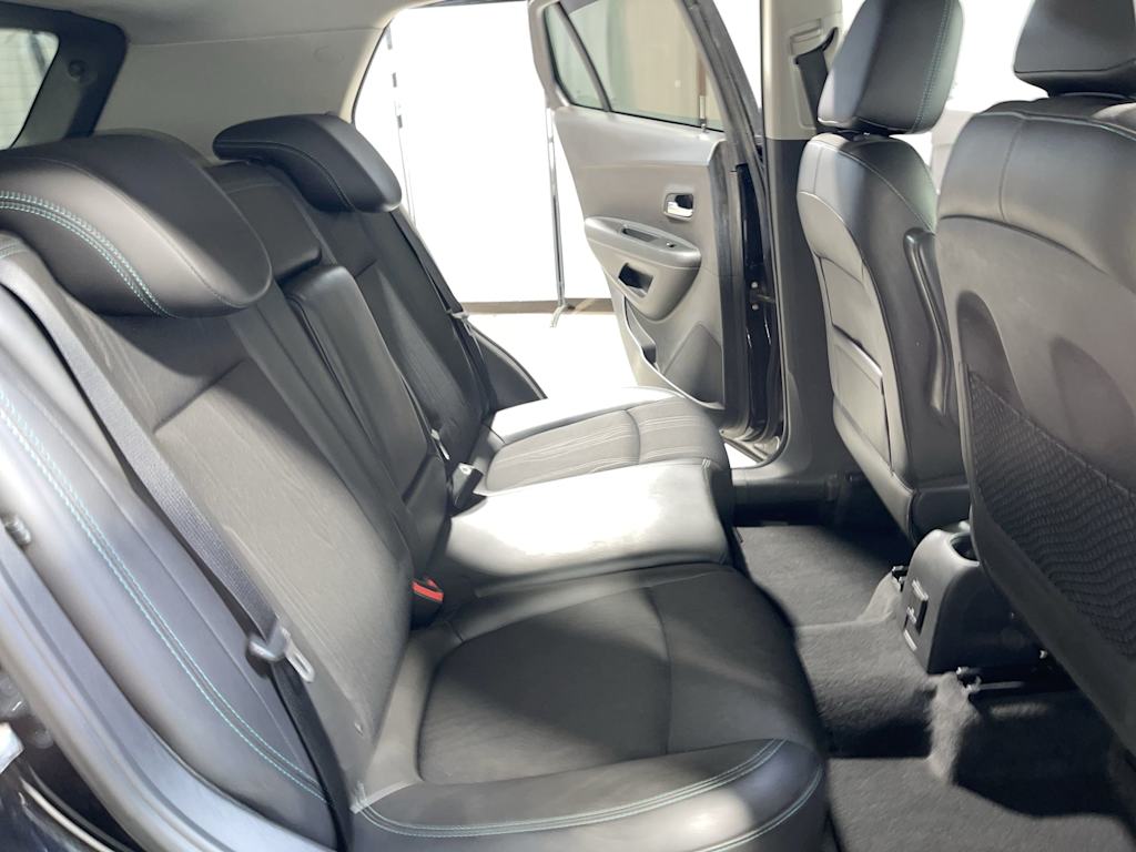 Thumbnail: 2016 Chevrolet Trax - 19