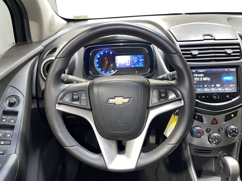 Thumbnail: 2016 Chevrolet Trax - 10