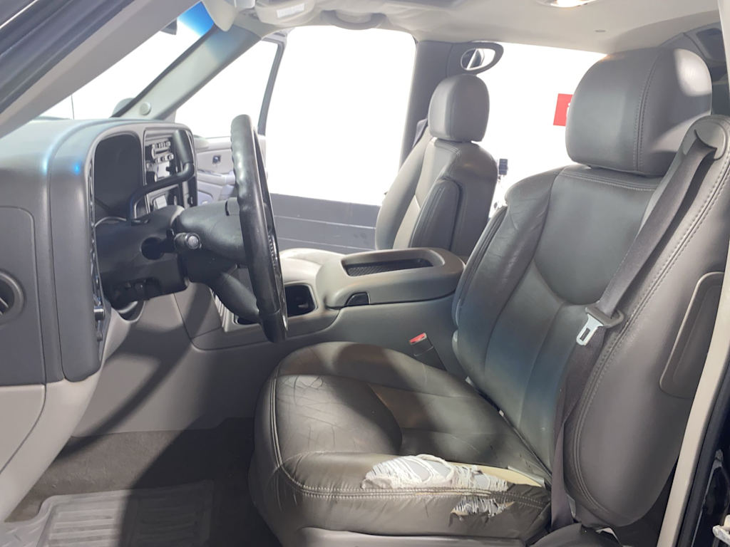 Thumbnail: 2005 Chevrolet Avalanche 1500 - 12