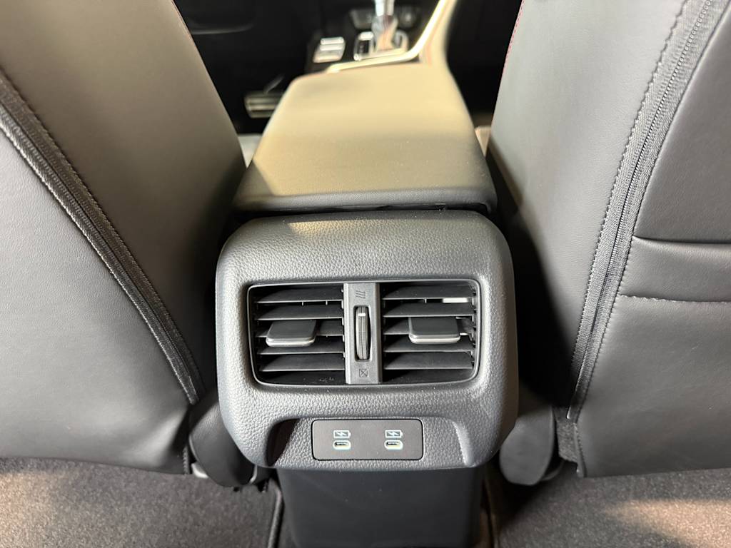 Thumbnail: 2025 Acura ADX - 32