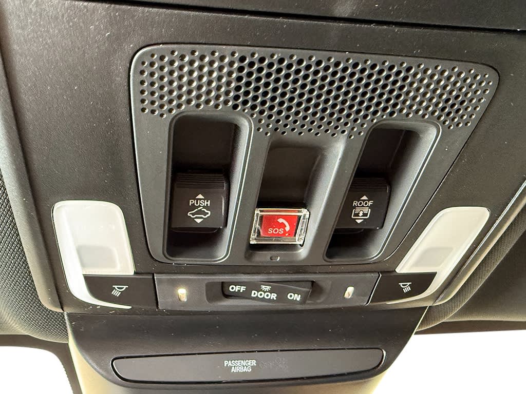 Thumbnail: 2025 Acura ADX - 28