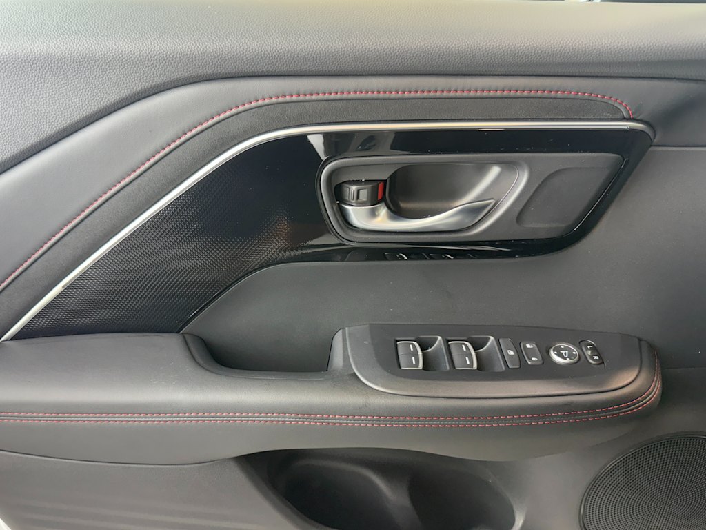 Thumbnail: 2025 Acura ADX - 26